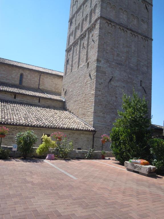 Il Turrione Appartement Assisi Buitenkant foto