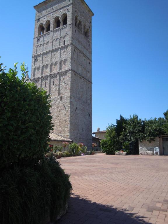 Il Turrione Appartement Assisi Buitenkant foto